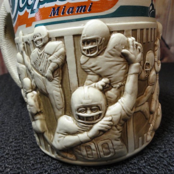 Miami Dolphins Football Mug~Awesome~NFL Fan~Brax ltd~Man cave de… - Picture 3 of 6